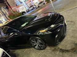 تۆیۆتا کامری